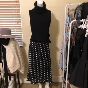 Mel issa M bias cut polkadot skirt L 🖤🤍